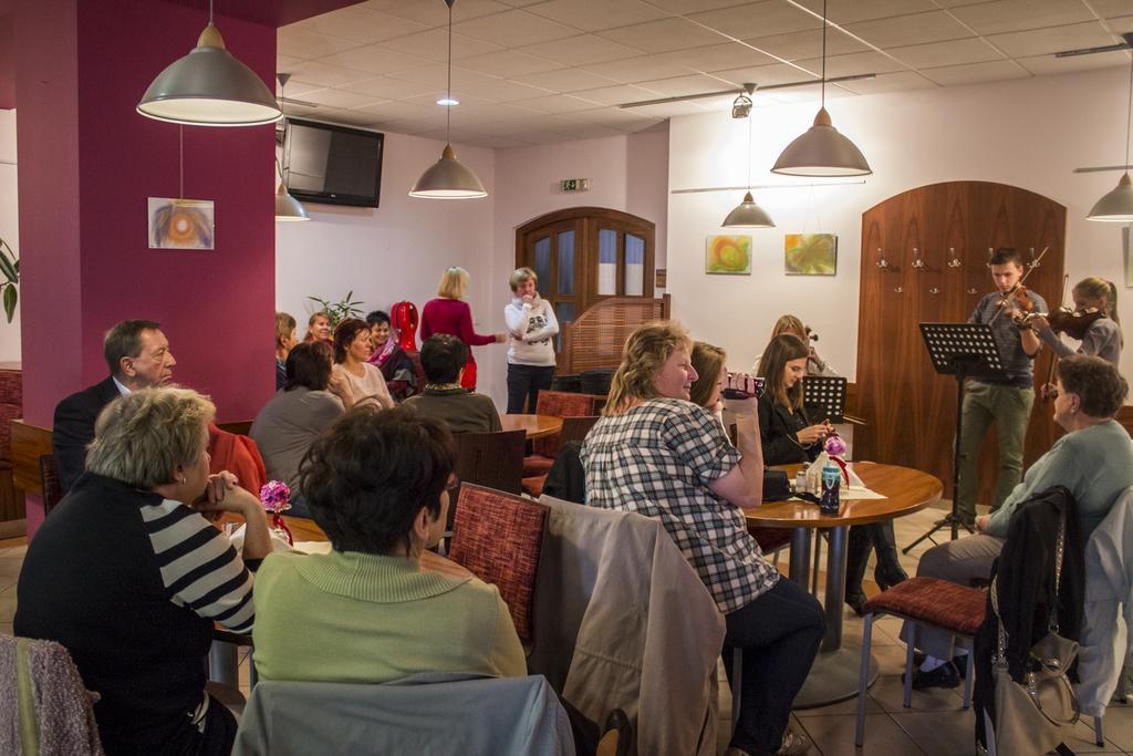 Mestske Kulturni Centrum Ve Fulneku Nový Jičín 외부 사진